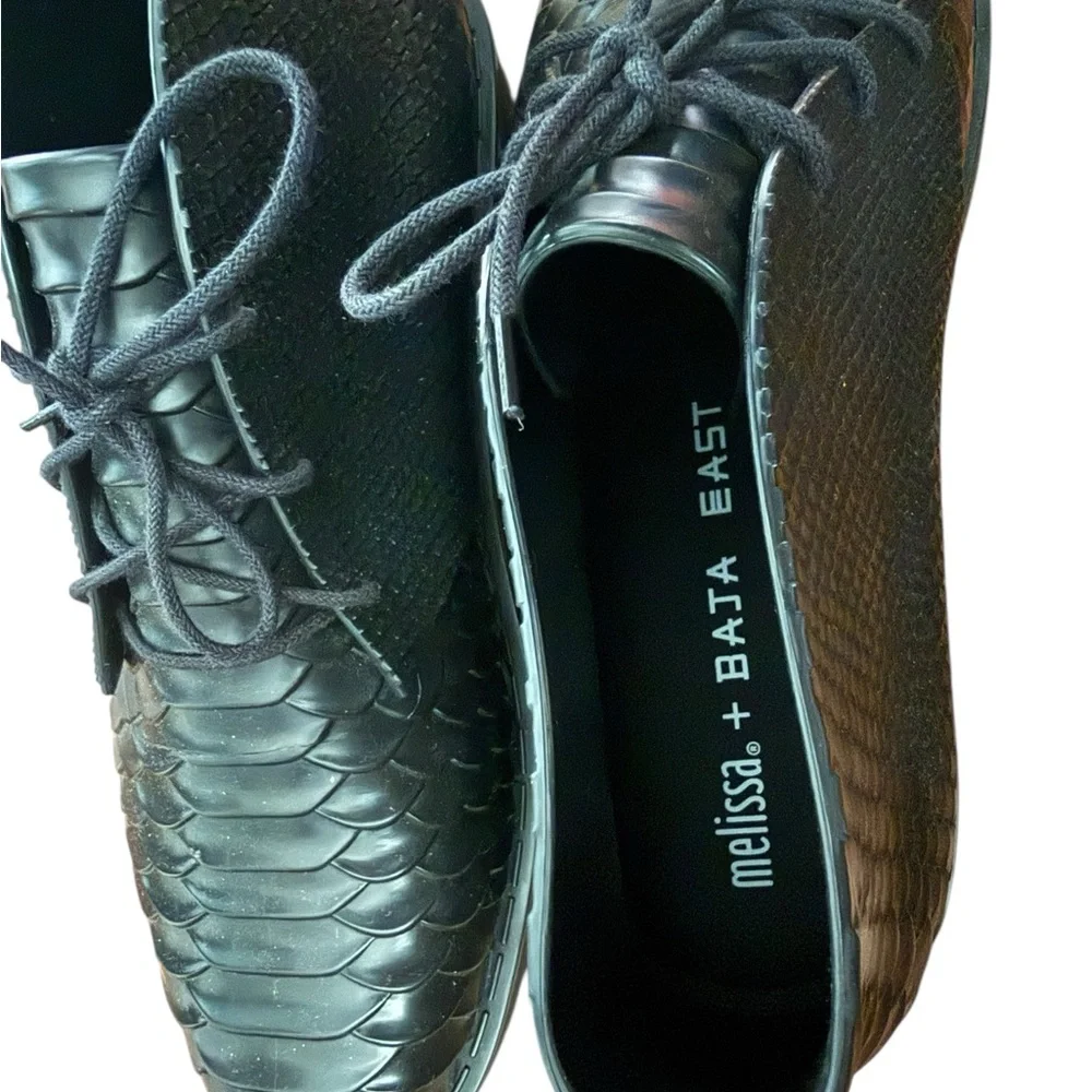Melissa x Baja East Black Python Textured Men's Shoes - Picture 5 of 8